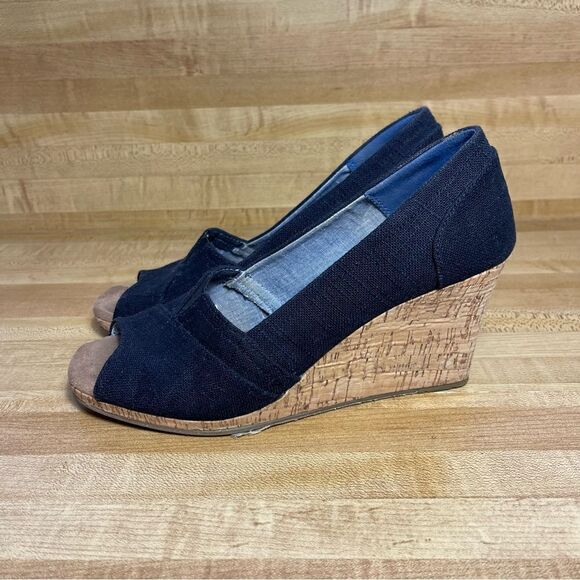 TOMS Womens Size 9 Black Canvas Wedge Peep Toe Heel Sandals 711215 - Picture 2 of 7